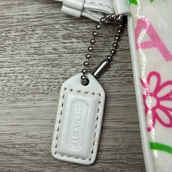 Coach Wristlet - Picture 4 of 5